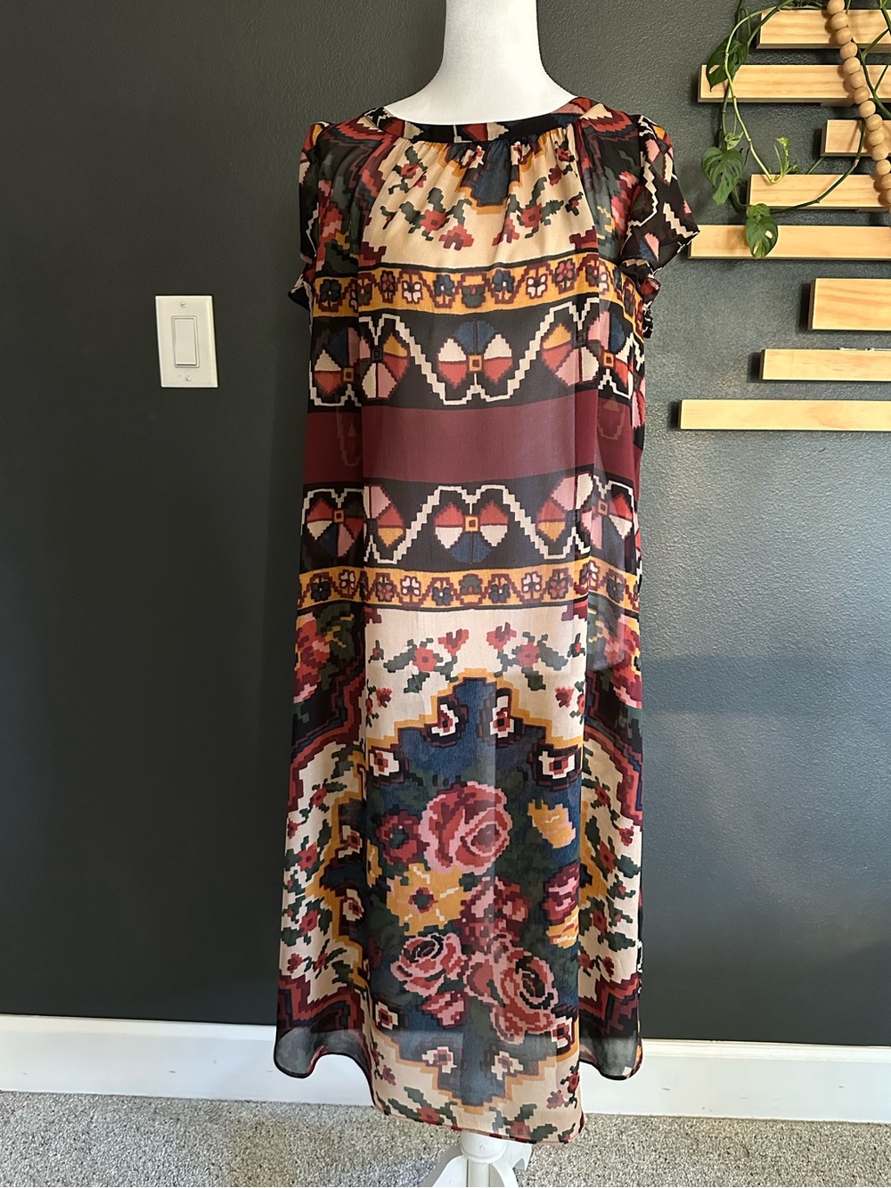 Anthropologie Akemi + Kin Chiffon Boho Floral Midi Dress Size L No Slip